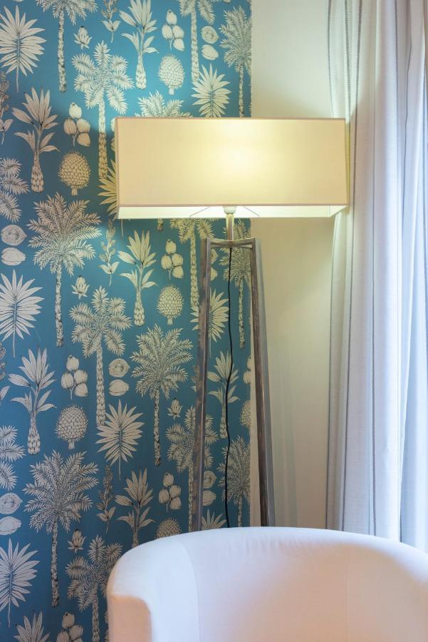 Room 66 Неаполь Экстерьер фото